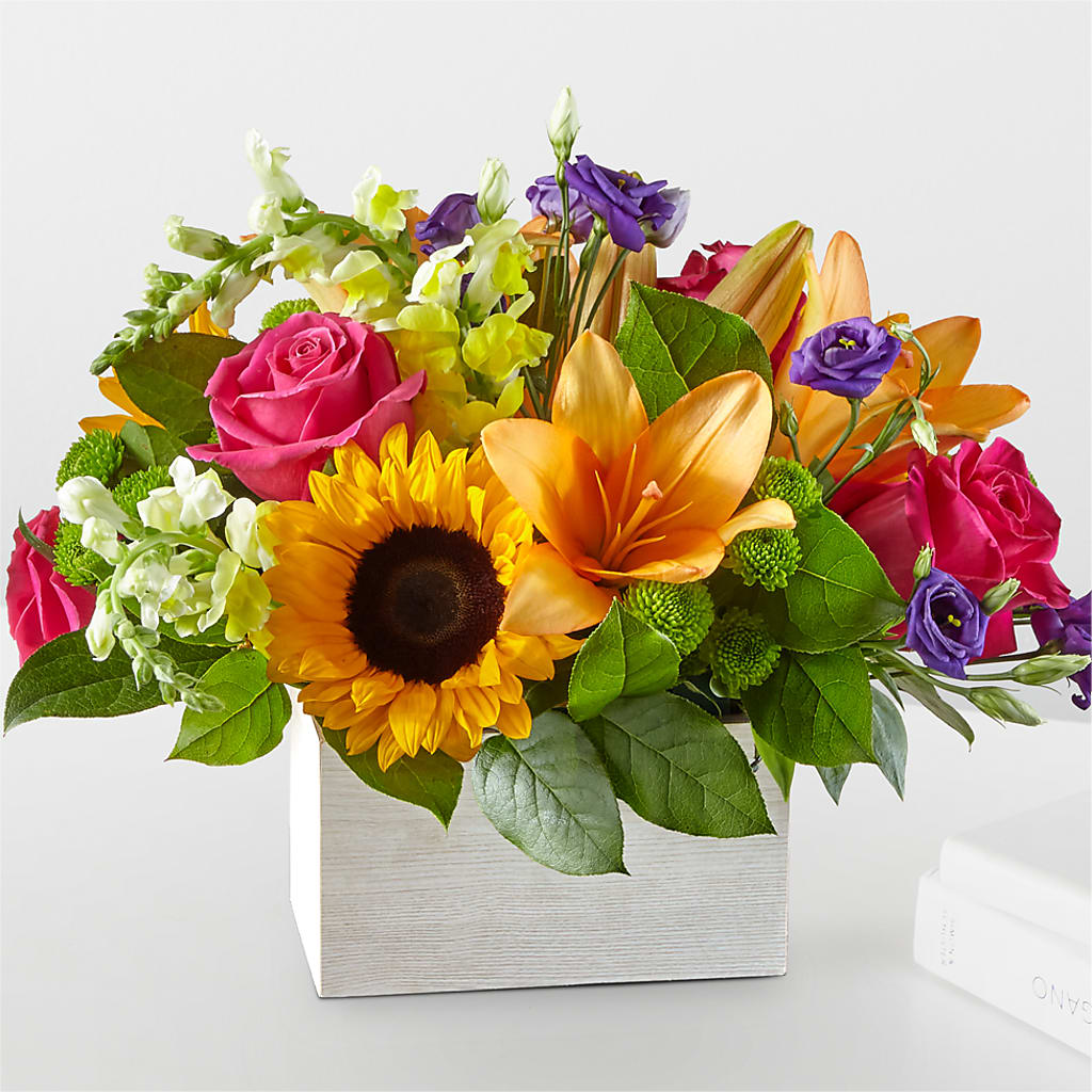 Best Day Box Bouquet – EAST MAIN GARDENS FLRST & GREENHSES INC, Niles MI