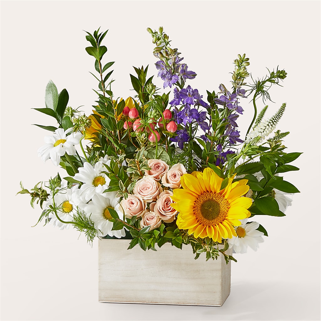 The Good Life Bouquet – EAST MAIN GARDENS FLRST & GREENHSES INC, Niles MI