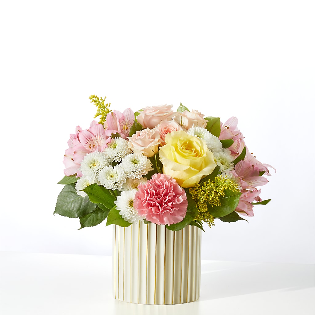 Watercolors Bouquet – EAST MAIN GARDENS FLRST & GREENHSES INC, Niles MI