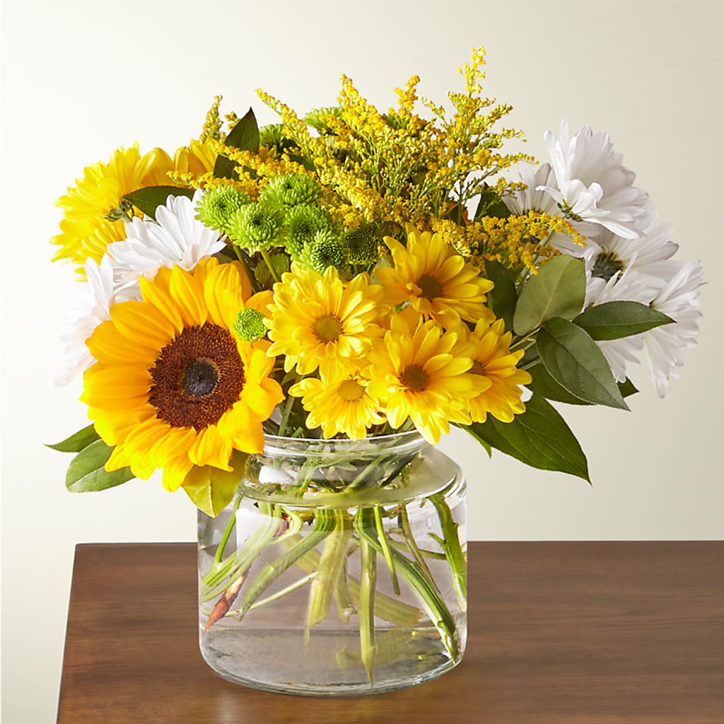 Hello Sunshine Bouquet – EAST MAIN GARDENS FLRST & GREENHSES INC, Niles MI