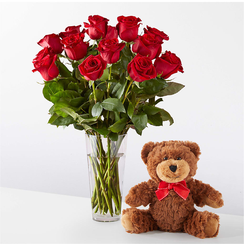 Romantic Long Stem Red Rose Bouquet Bundles – EAST MAIN GARDENS FLRST & GREENHSES INC, Niles MI