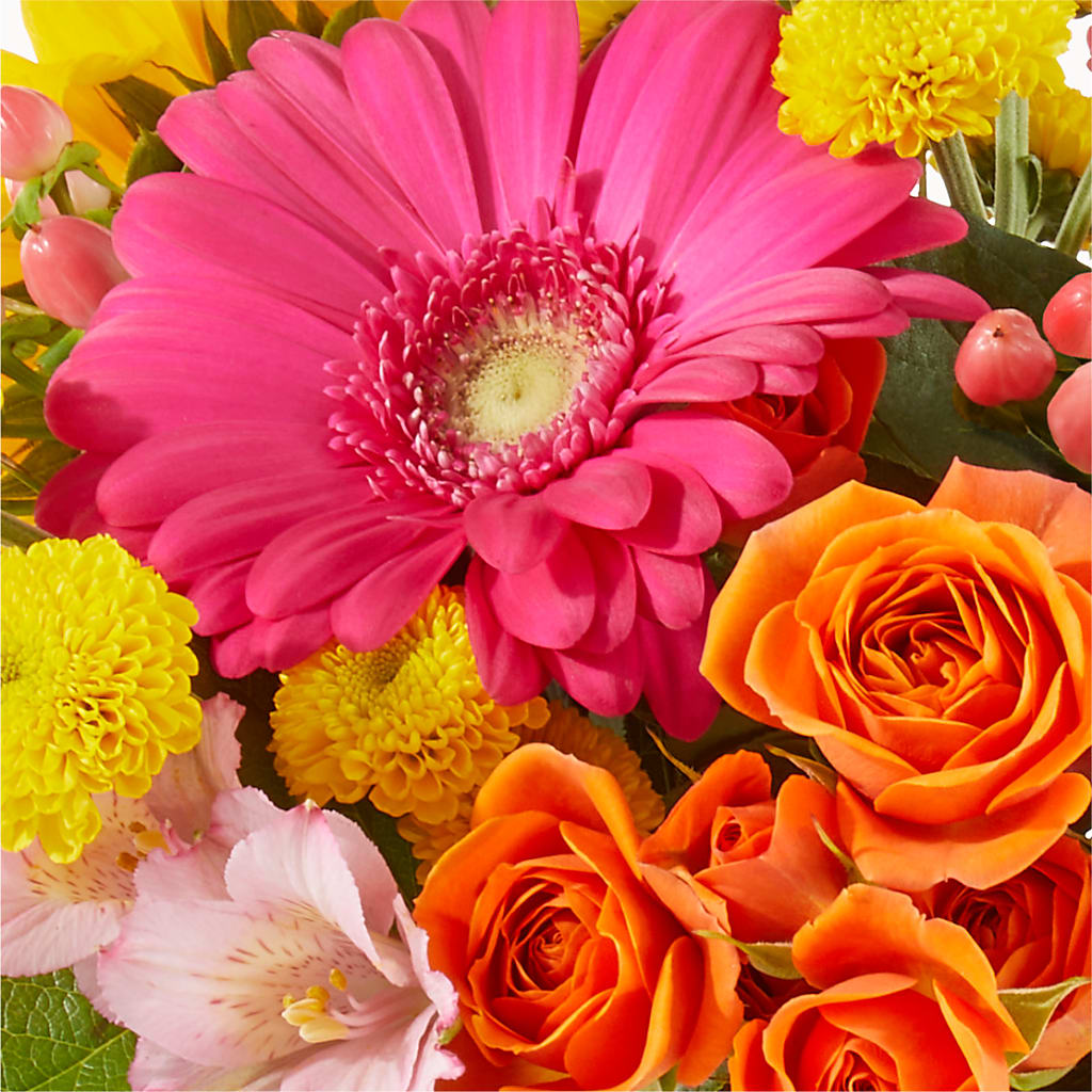 Florist Original Mixed Bouquet – EAST MAIN GARDENS FLRST & GREENHSES INC, Niles MI