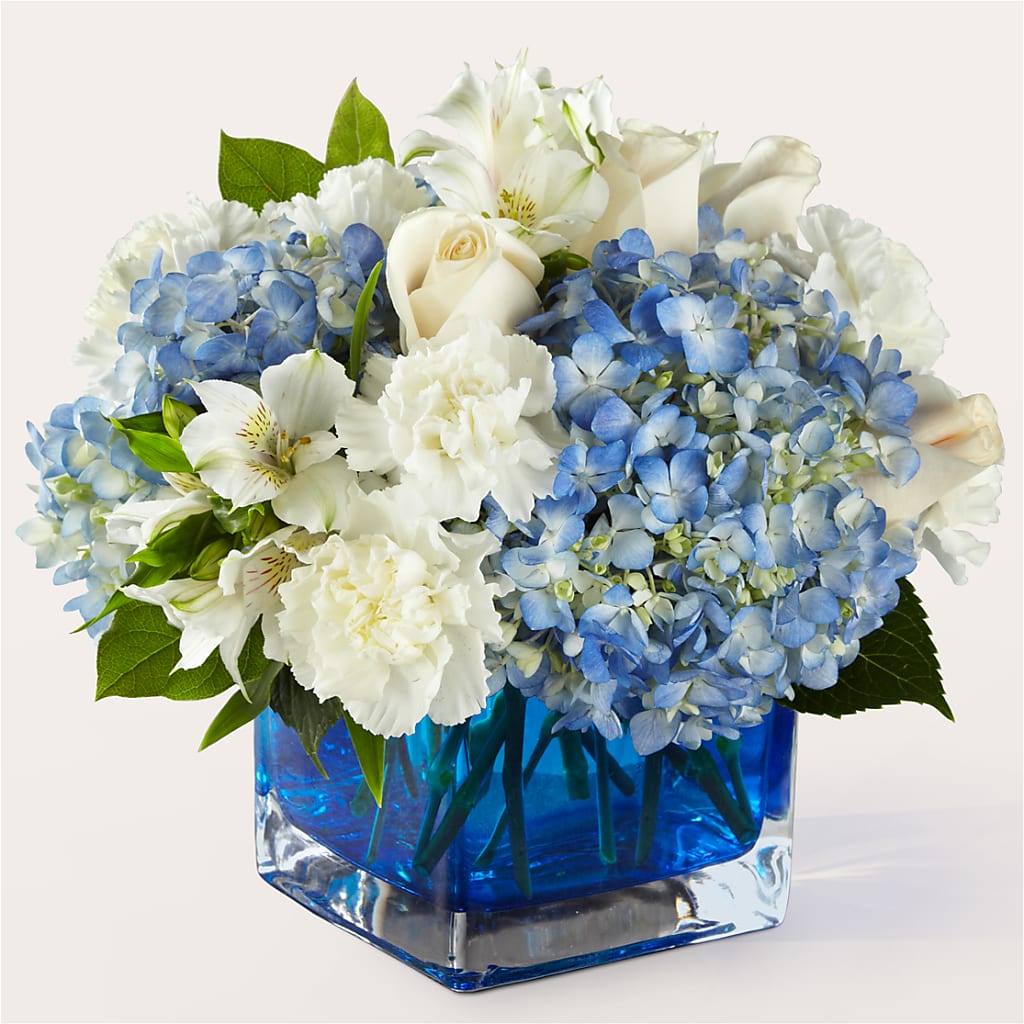 Soothing Waters Bouquet – EAST MAIN GARDENS FLRST & GREENHSES INC, Niles MI