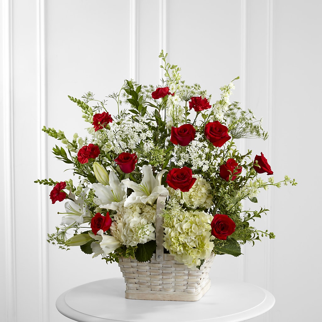 In Loving Memory Arrangement – EAST MAIN GARDENS FLRST & GREENHSES INC, Niles MI