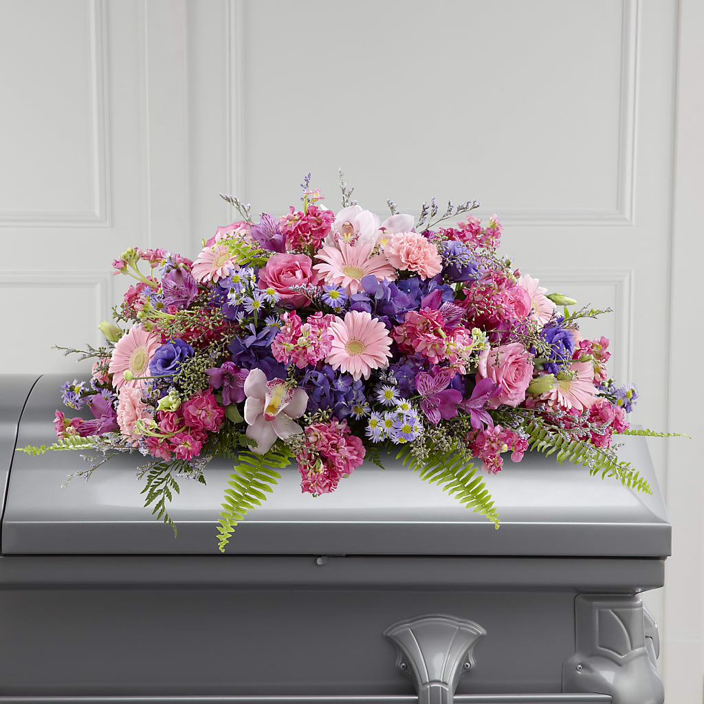 Glorious Garden Casket Spray – EAST MAIN GARDENS FLRST & GREENHSES INC, Niles MI