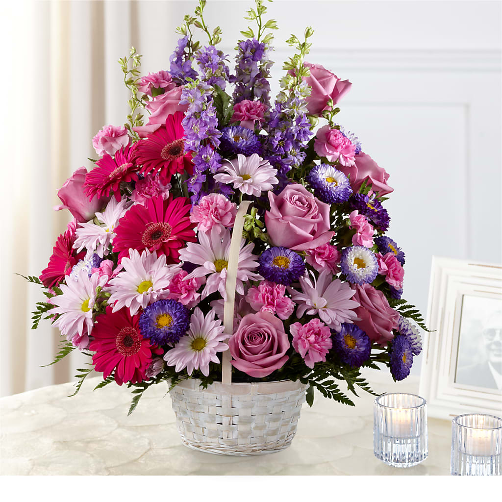 Pastel Peace Basket – EAST MAIN GARDENS FLRST & GREENHSES INC, Niles MI