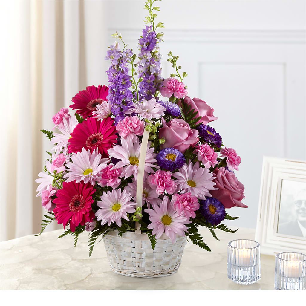 Pastel Peace Basket – EAST MAIN GARDENS FLRST & GREENHSES INC, Niles MI