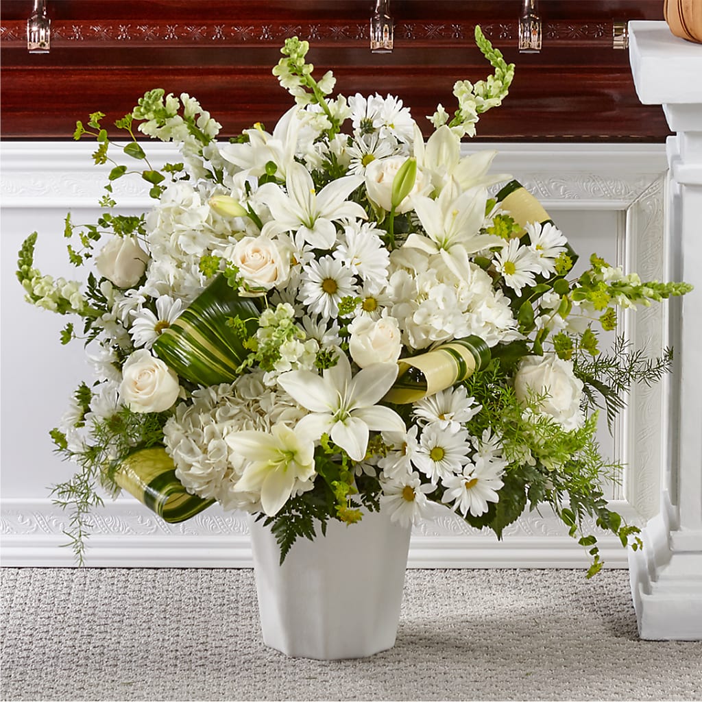 Thoughts of Tranquility Floor Basket – EAST MAIN GARDENS FLRST & GREENHSES INC, Niles MI