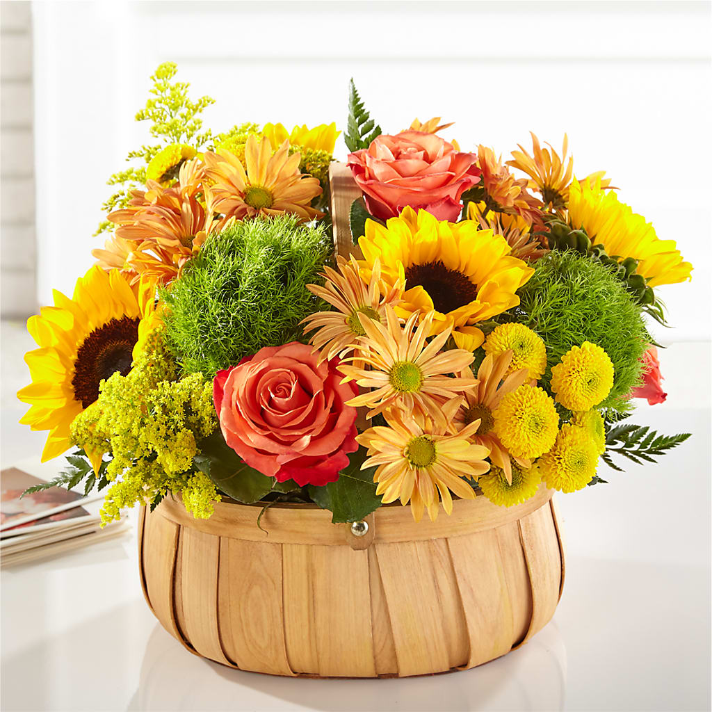 Harvest Sunflower Basket – EAST MAIN GARDENS FLRST & GREENHSES INC, Niles MI