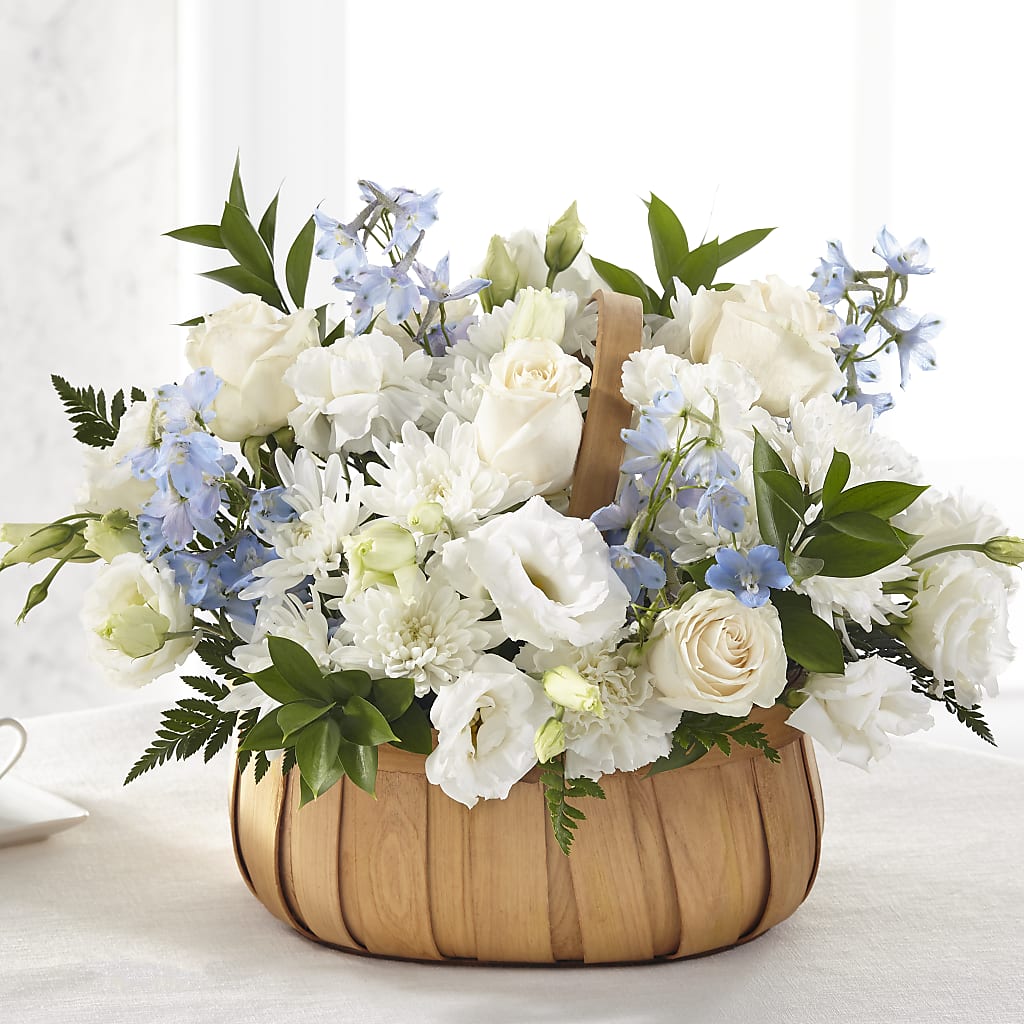 Sincerely Heartfelt Basket – EAST MAIN GARDENS FLRST & GREENHSES INC, Niles MI
