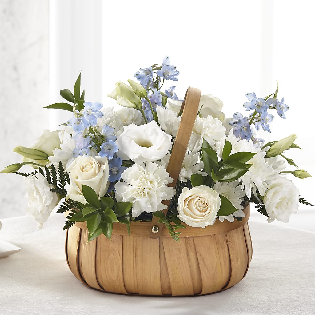 Sincerely Heartfelt Basket – EAST MAIN GARDENS FLRST & GREENHSES INC, Niles MI