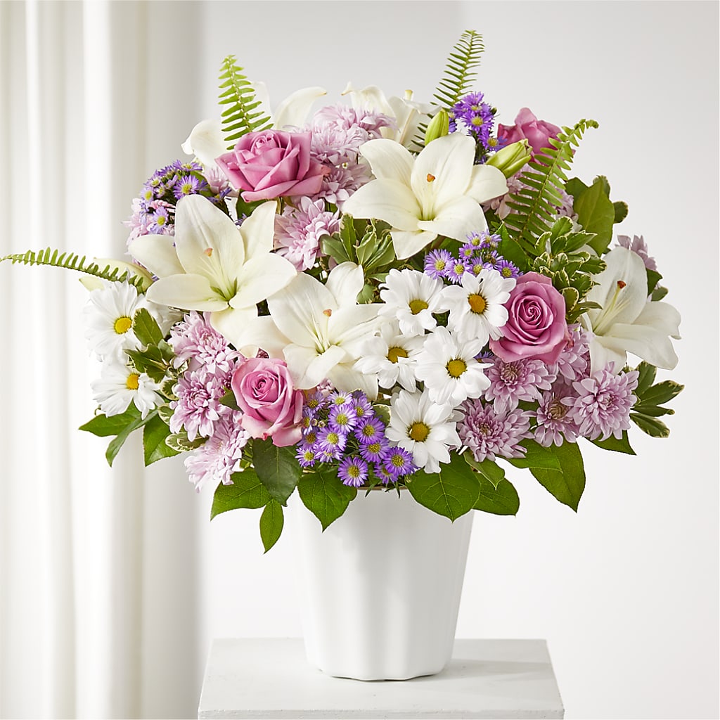Warmest Thoughts Tabletop Basket – EAST MAIN GARDENS FLRST & GREENHSES INC, Niles MI