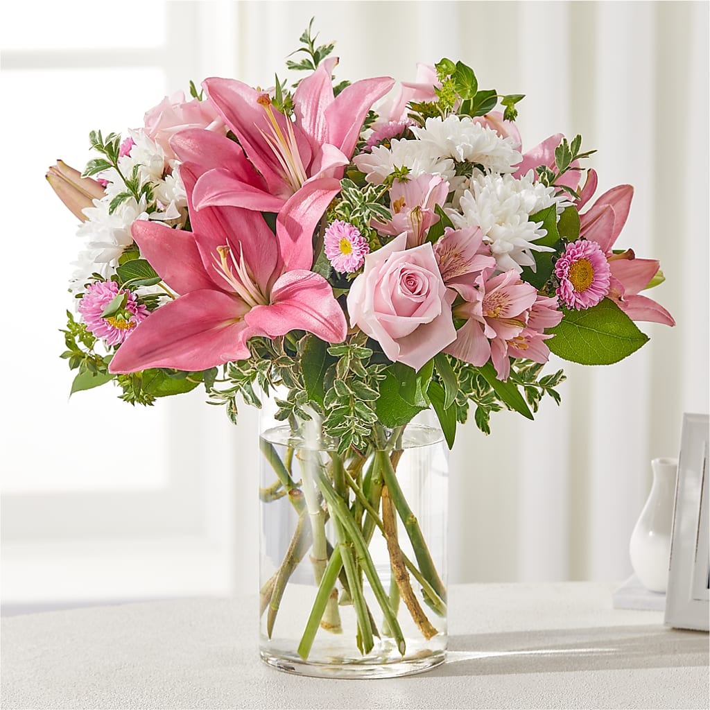 Healing Hug Bouquet – EAST MAIN GARDENS FLRST & GREENHSES INC, Niles MI