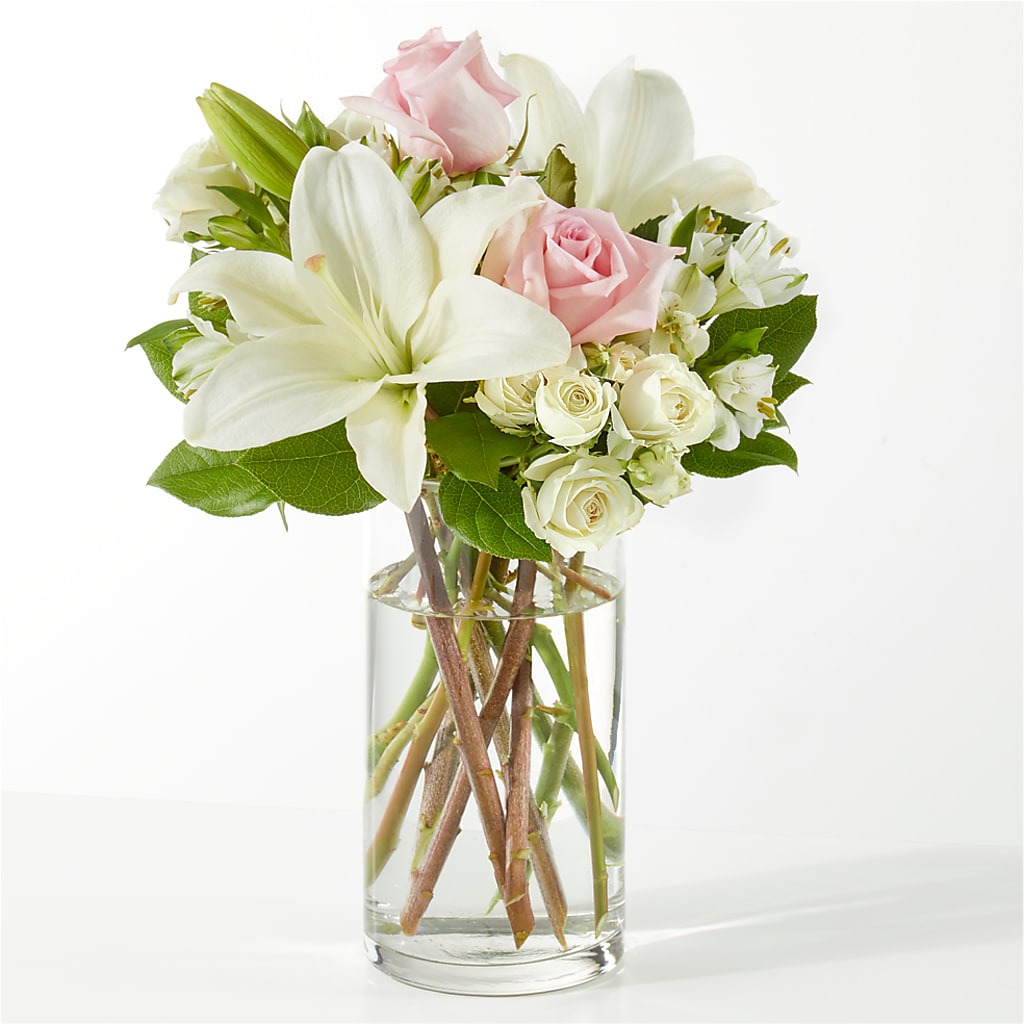 Kindhearted Bouquet – EAST MAIN GARDENS FLRST & GREENHSES INC, Niles MI