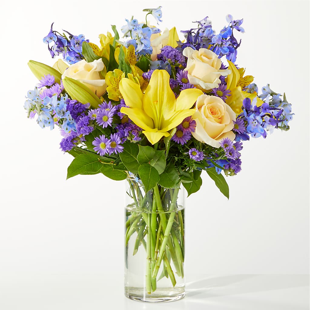 Limoncello Bouquet – EAST MAIN GARDENS FLRST & GREENHSES INC, Niles MI