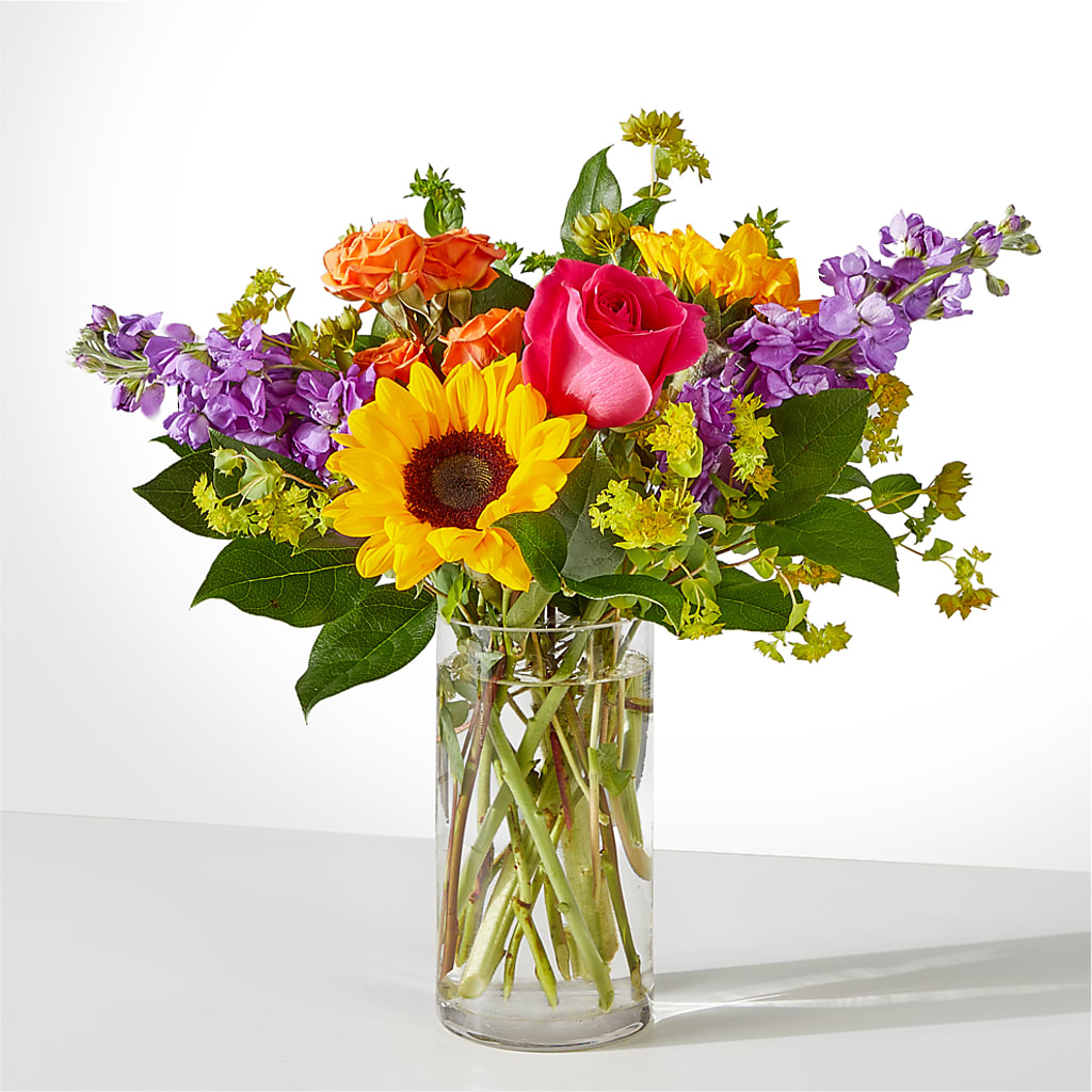 Vibrant Greetings Bouquet – EAST MAIN GARDENS FLRST & GREENHSES INC, Niles MI