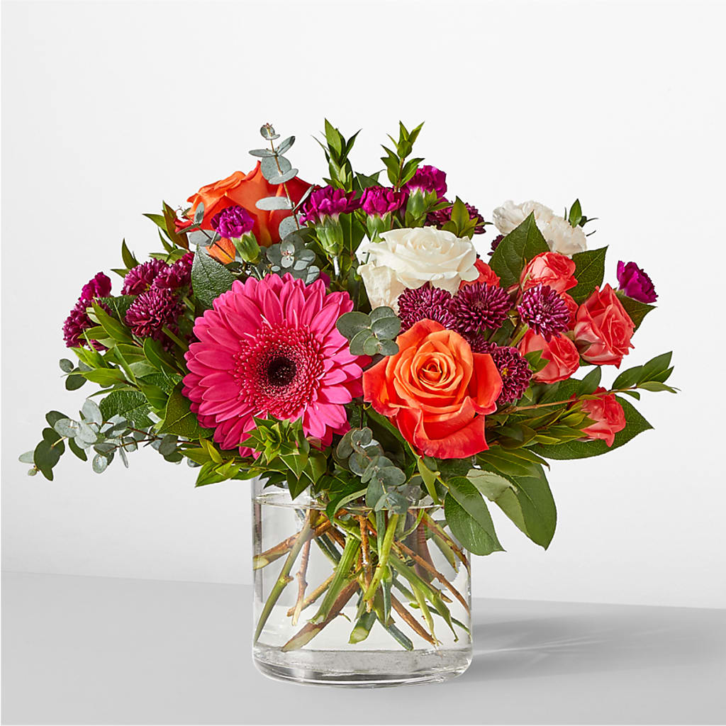 Smell the Roses Bouquet – EAST MAIN GARDENS FLRST & GREENHSES INC, Niles MI