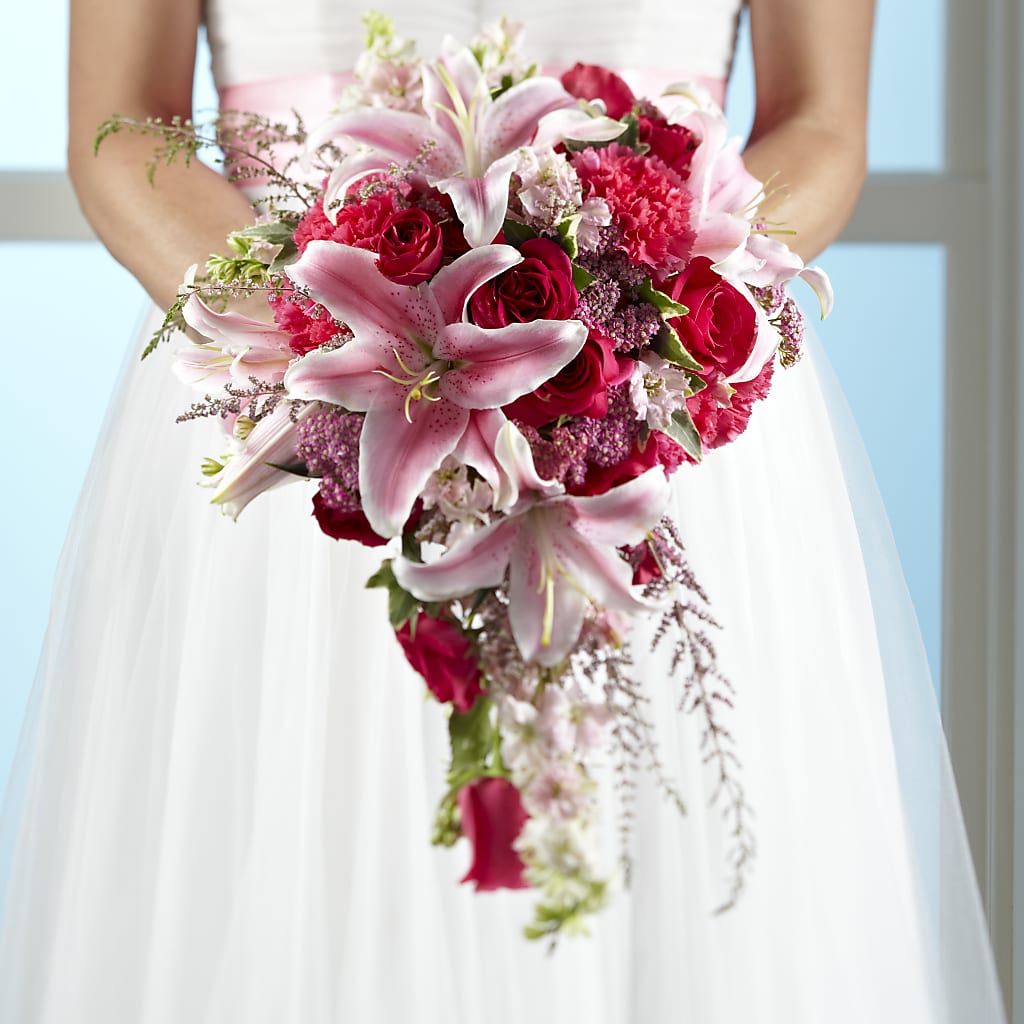 Lily & Rose Bouquet – EAST MAIN GARDENS FLRST & GREENHSES INC, Niles MI
