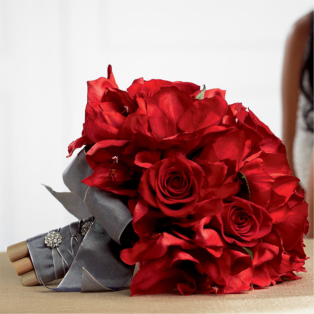 Heart's Happiness Bouquet – EAST MAIN GARDENS FLRST & GREENHSES INC, Niles MI