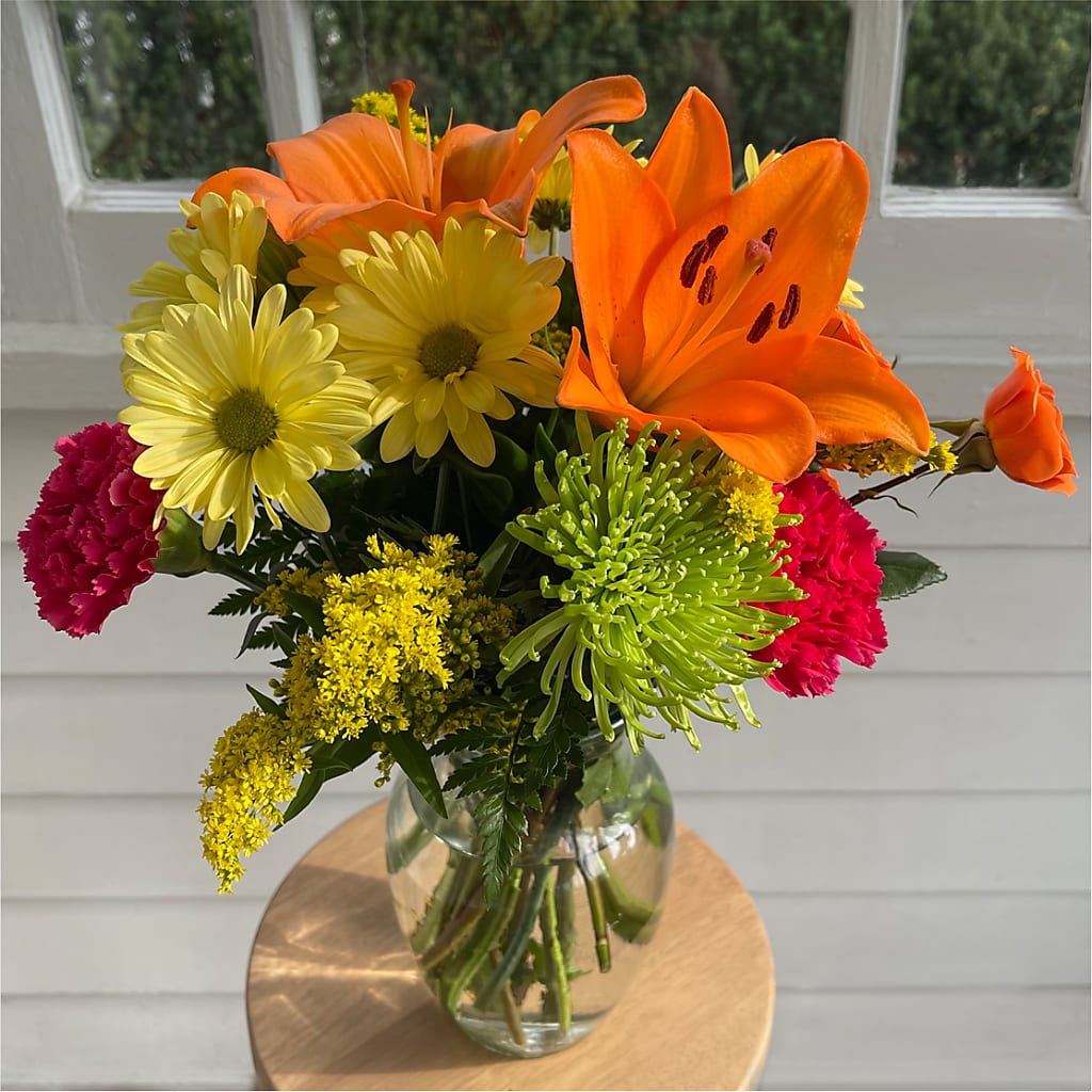 Bold & Bright – A Florist Original – EAST MAIN GARDENS FLRST & GREENHSES INC, Niles MI
