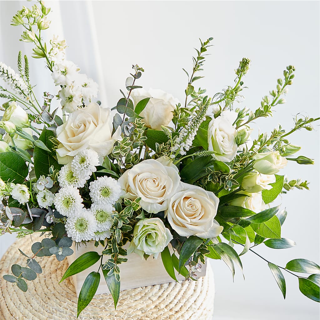 Cashmere Bouquet – EAST MAIN GARDENS FLRST & GREENHSES INC, Niles MI
