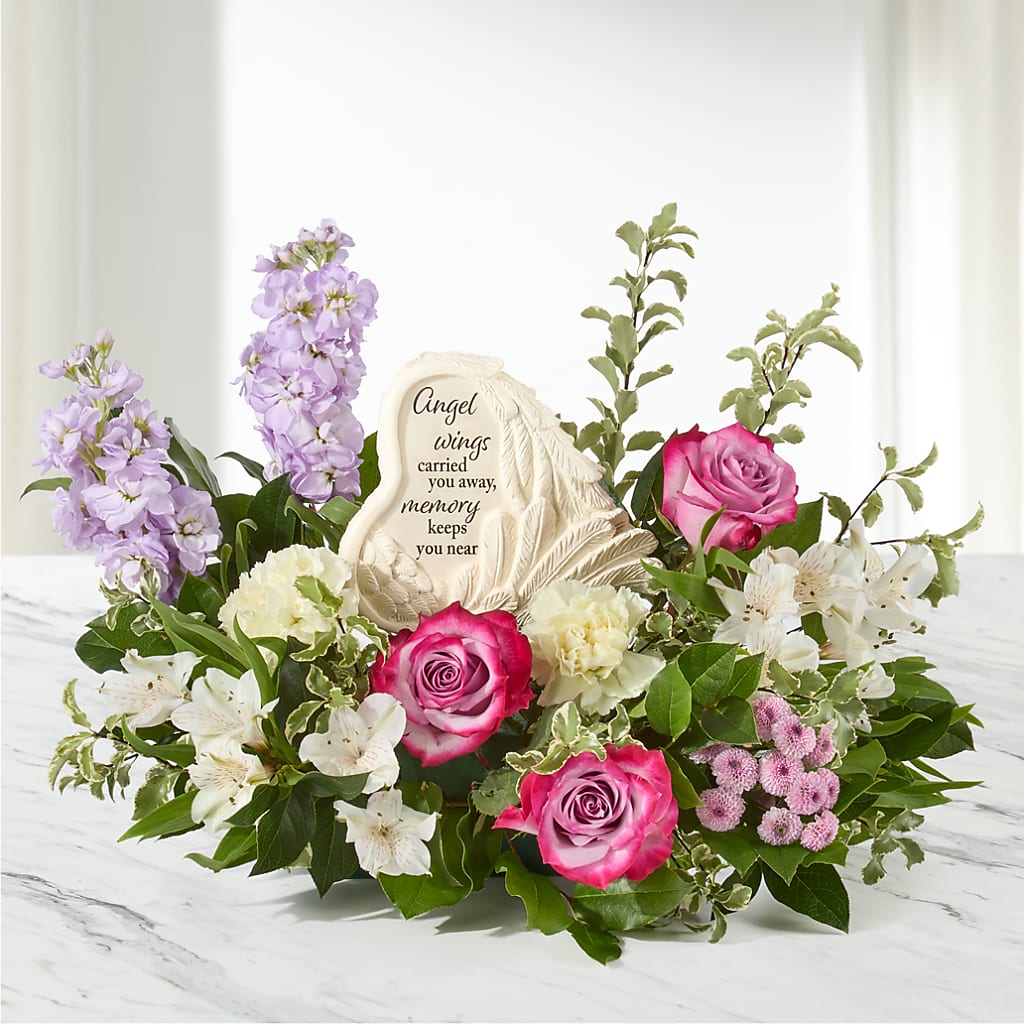 In My Heart Arrangement – EAST MAIN GARDENS FLRST & GREENHSES INC, Niles MI