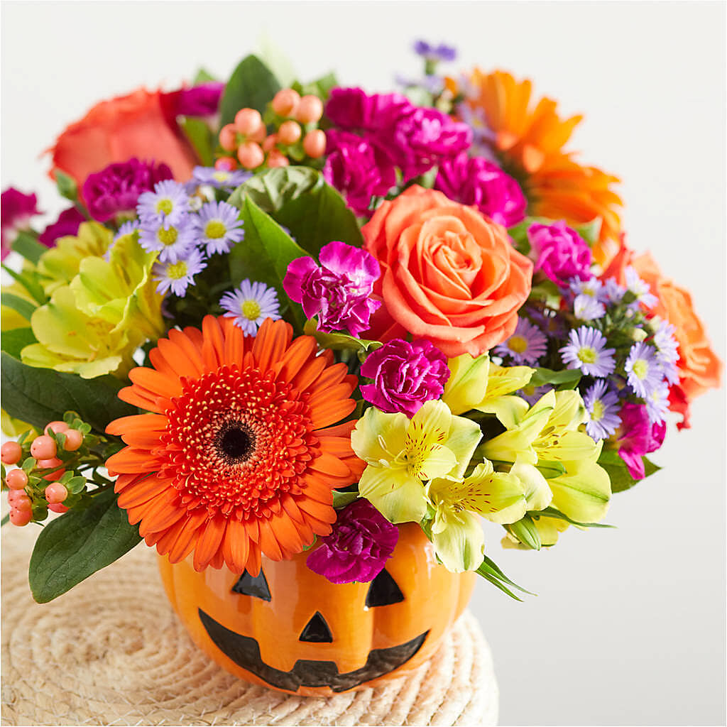 Tricks & Treats Pumpkin – EAST MAIN GARDENS FLRST & GREENHSES INC, Niles MI