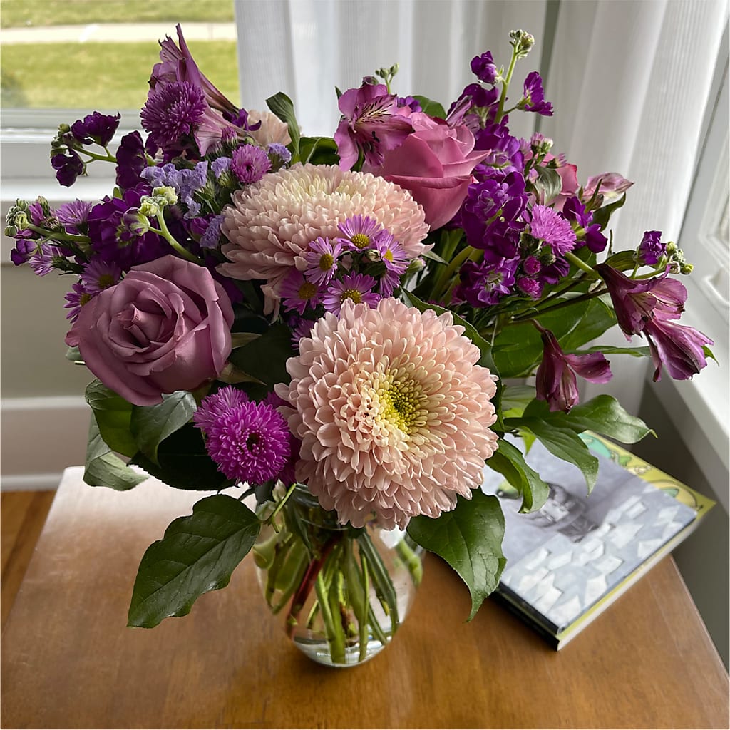 Ultraviolet Bouquet – EAST MAIN GARDENS FLRST & GREENHSES INC, Niles MI