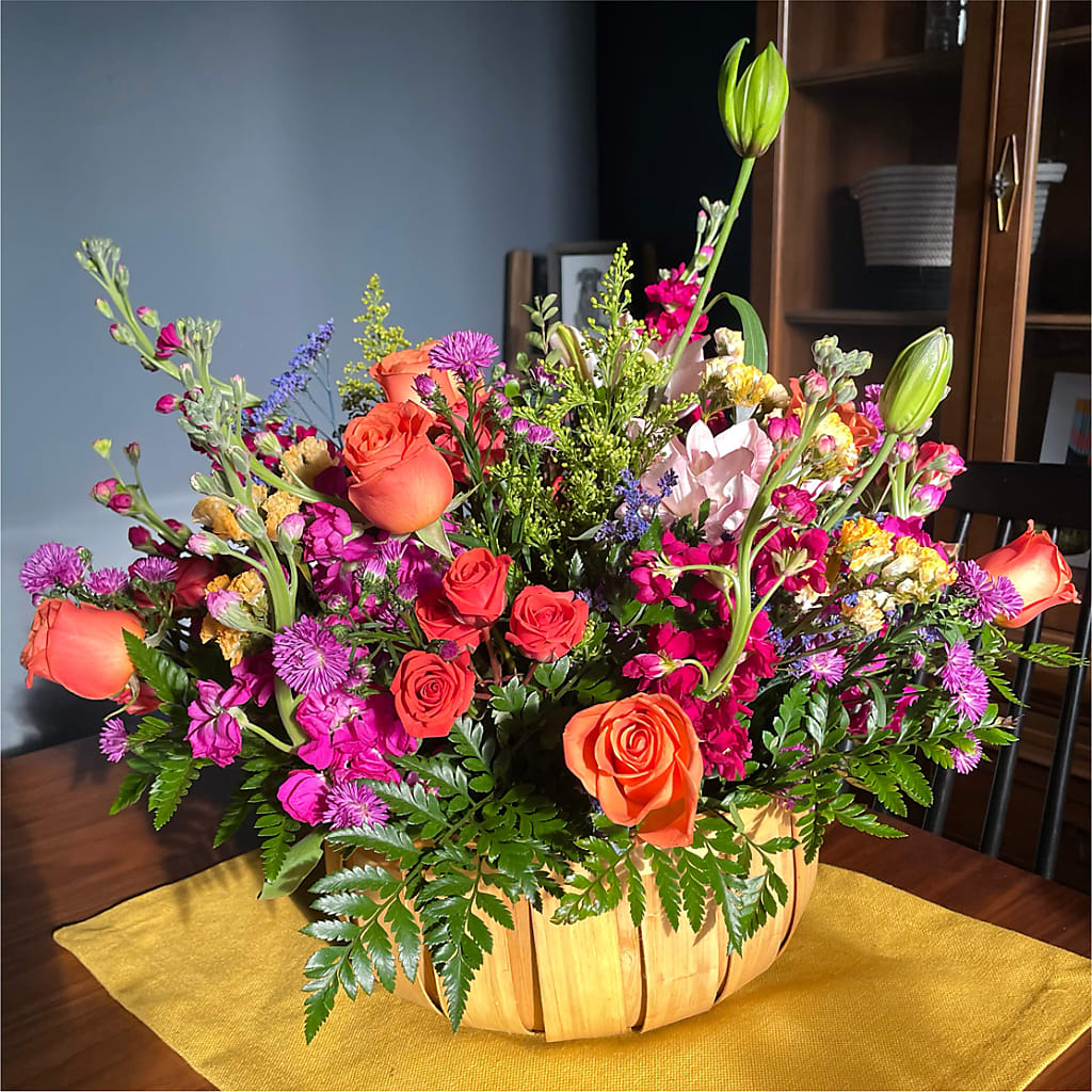 Garden of Life Basket – EAST MAIN GARDENS FLRST & GREENHSES INC, Niles MI