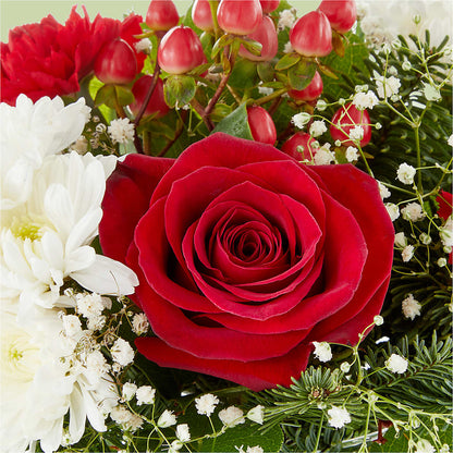 Chance of Flurries Bouquet – EAST MAIN GARDENS FLRST & GREENHSES INC, Niles MI