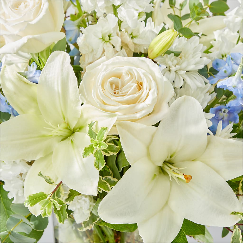 Peace of Mind Bouquet – EAST MAIN GARDENS FLRST & GREENHSES INC, Niles MI