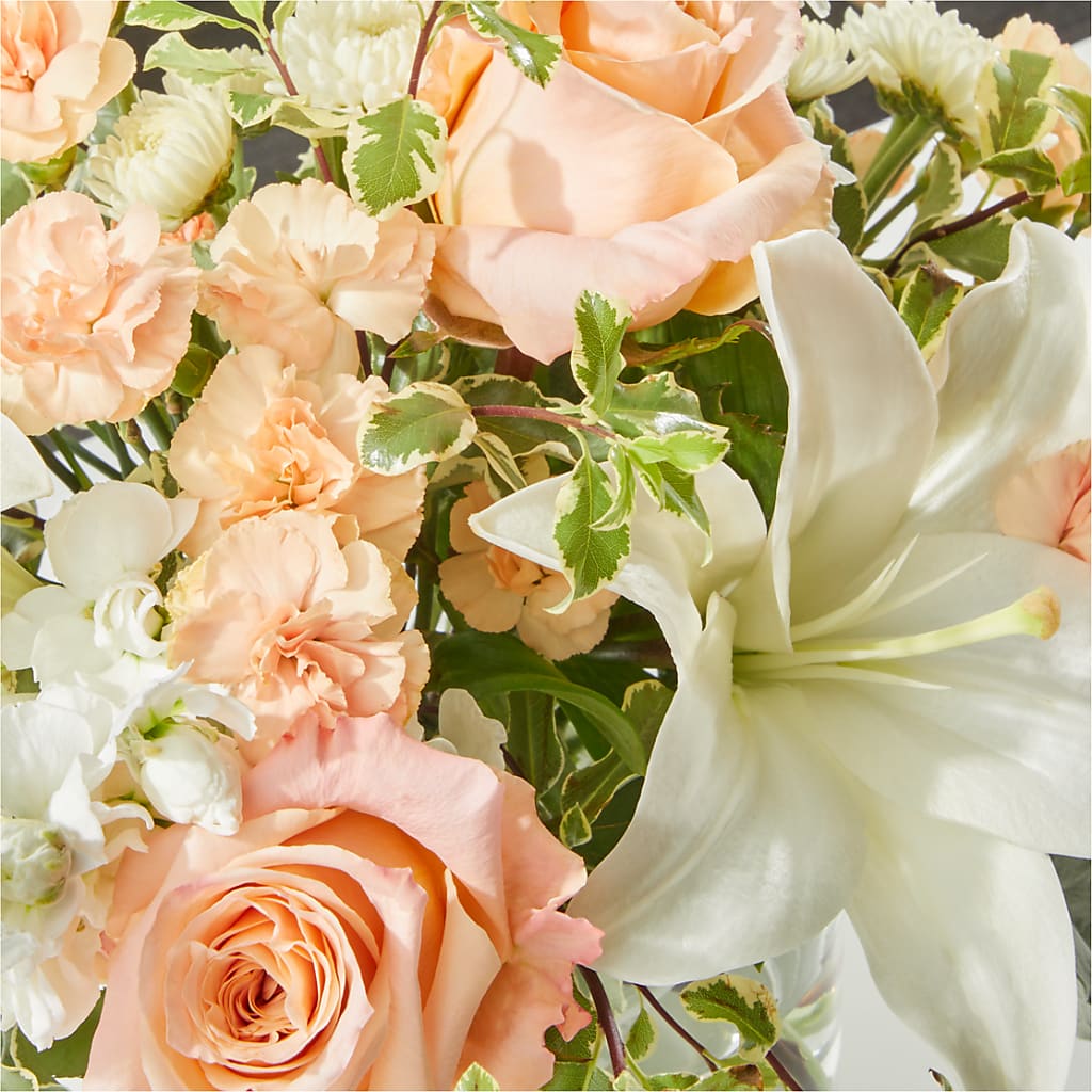 Darling Bouquet – EAST MAIN GARDENS FLRST & GREENHSES INC, Niles MI