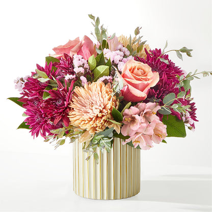 Berry Cobbler Bouquet with Ivory Vase – EAST MAIN GARDENS FLRST & GREENHSES INC, Niles MI