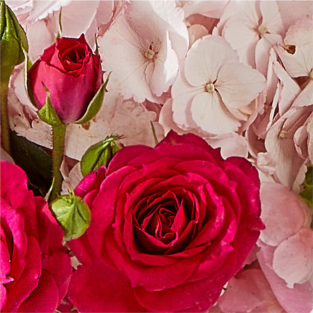 Glitz & Glam Bouquet – EAST MAIN GARDENS FLRST & GREENHSES INC, Niles MI