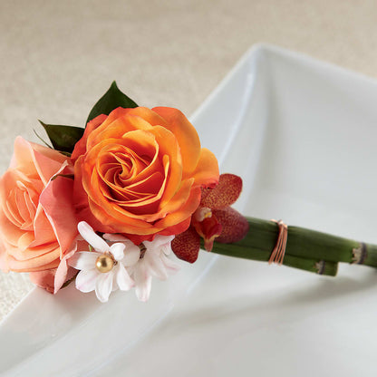 Sunset Dream Boutonniere – EAST MAIN GARDENS FLRST & GREENHSES INC, Niles MI