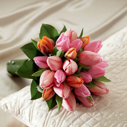 Embraceable Bouquet – EAST MAIN GARDENS FLRST & GREENHSES INC, Niles MI