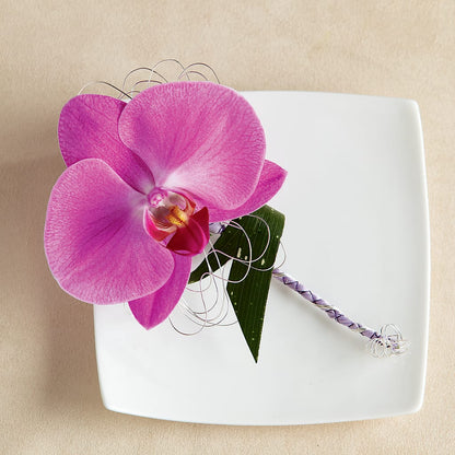 Glorious Boutonniere – EAST MAIN GARDENS FLRST & GREENHSES INC, Niles MI
