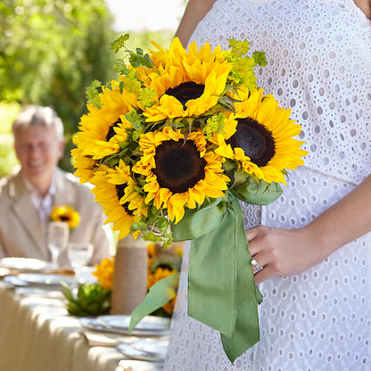 Free Spirit Bouquet – EAST MAIN GARDENS FLRST & GREENHSES INC, Niles MI
